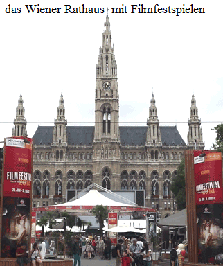 das Wiener Rathaus  mit Filmfestspielen