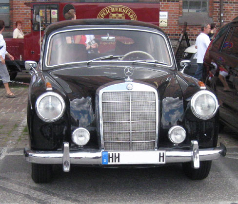 2010-Wunderwelt-069-Oltimer